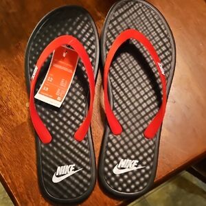 Men's Nike On Deck Flip Flop Black/White, University Red Sandals, Size 12